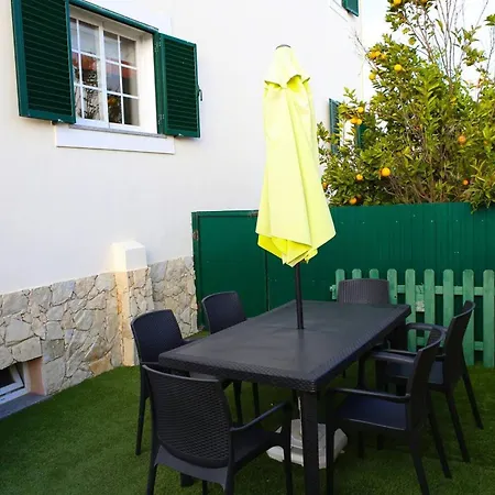 Spacious House In With Private Pool 라고스