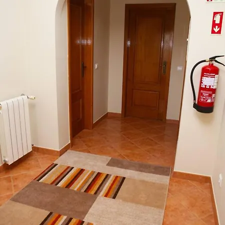 Spacious House In With Private Pool * Lagos